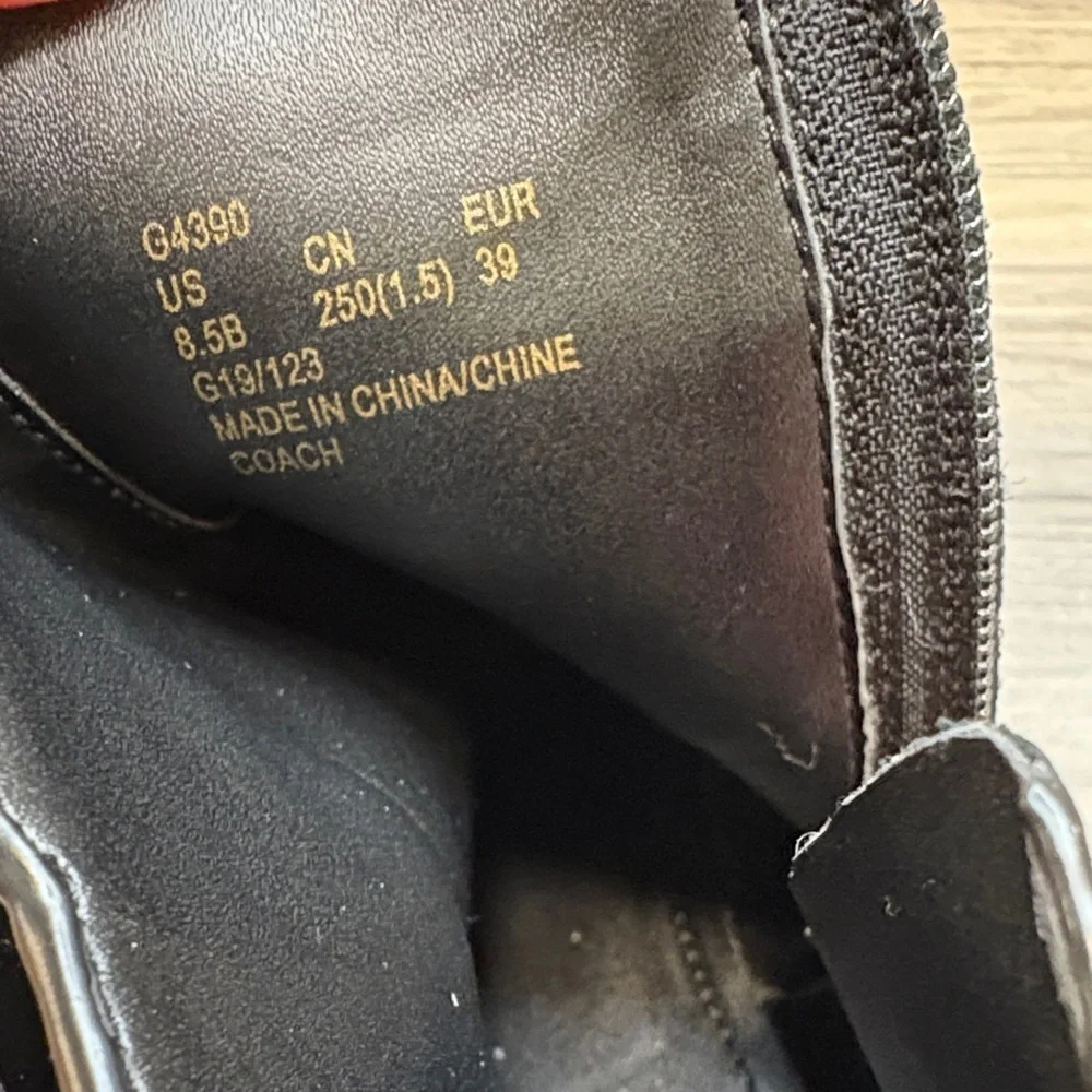 COACH DYLAN BLACK LEATHER HORSE-AND CARRIAGE-ANKLE SIZE 8.5